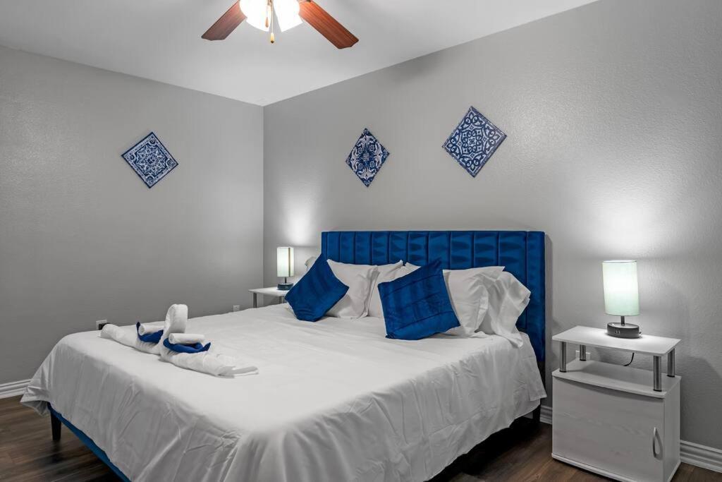 Family Friendly 2Bdrm-Walk To At&T/Cowboys Stadium Арлінгтон Екстер'єр фото
