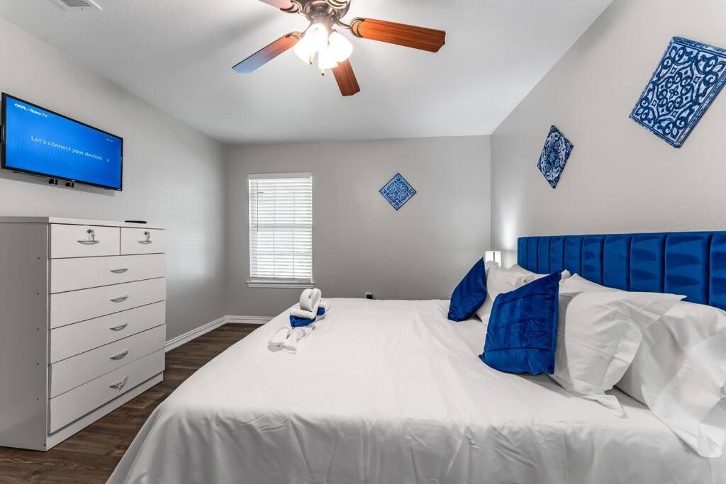 Family Friendly 2Bdrm-Walk To At&T/Cowboys Stadium Арлінгтон Екстер'єр фото